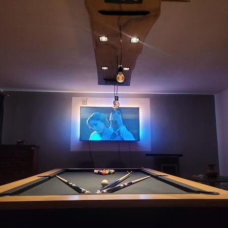 Przestronny Apartament Пшасниш Екстериор снимка