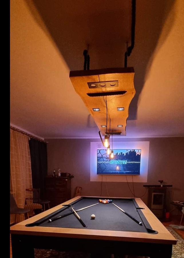Przestronny Apartament Пшасниш Екстериор снимка