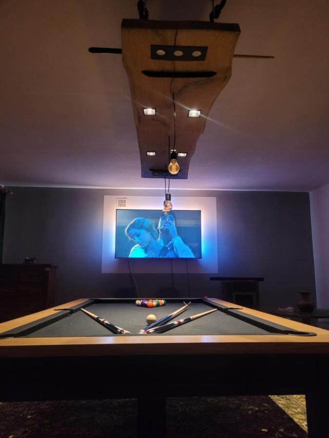 Przestronny Apartament Пшасниш Екстериор снимка
